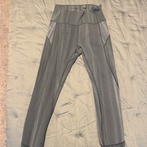 Lululemon In Movement Legging - Picture 1 of 2